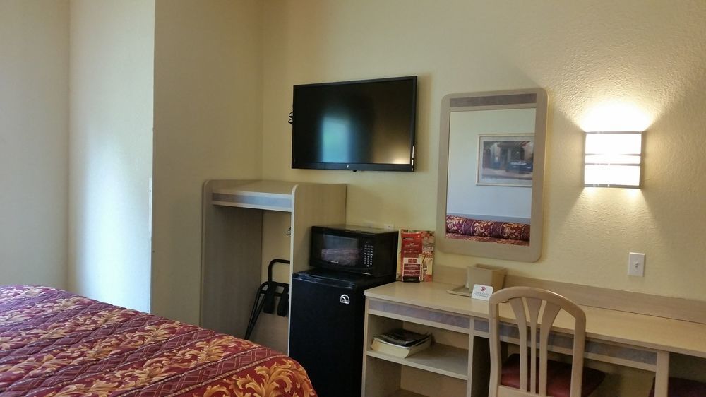 Motel 6 Humble, Tx - Houston International Airport ภายนอก รูปภาพ